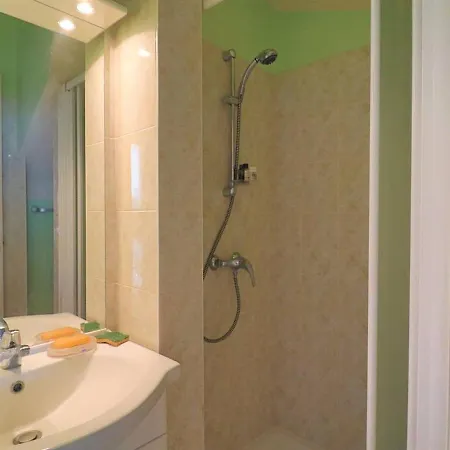 Apartment Lumineux A - Proche Gare Et Plage, 6 Pers., Terrasse, Animaux Admis - Fr-1-738-24 *