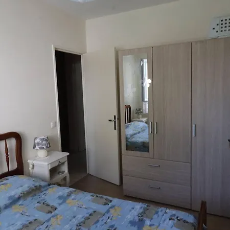 Apartment Lumineux A - Proche Gare Et Plage, 6 Pers., Terrasse, Animaux Admis - Fr-1-738-24 *